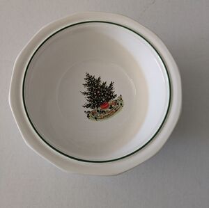 Pfaltzgraff Christmas heritage serving bowl